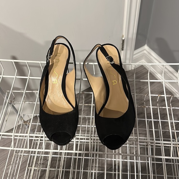 Black Unisa peep toe pumps - Picture 4 of 6
